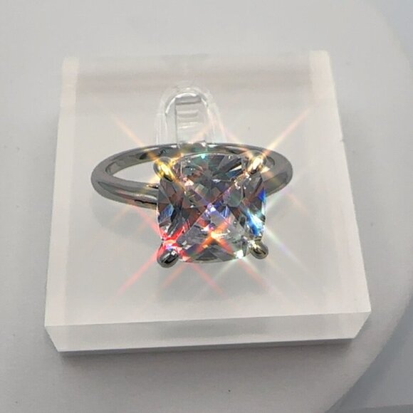 Cubic Zirconia Solitaire Ring Silver Tone - Picture 5 of 7